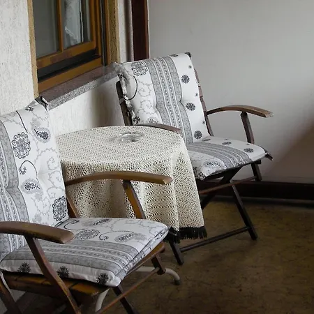 Zum Hirschen Guest house 3*